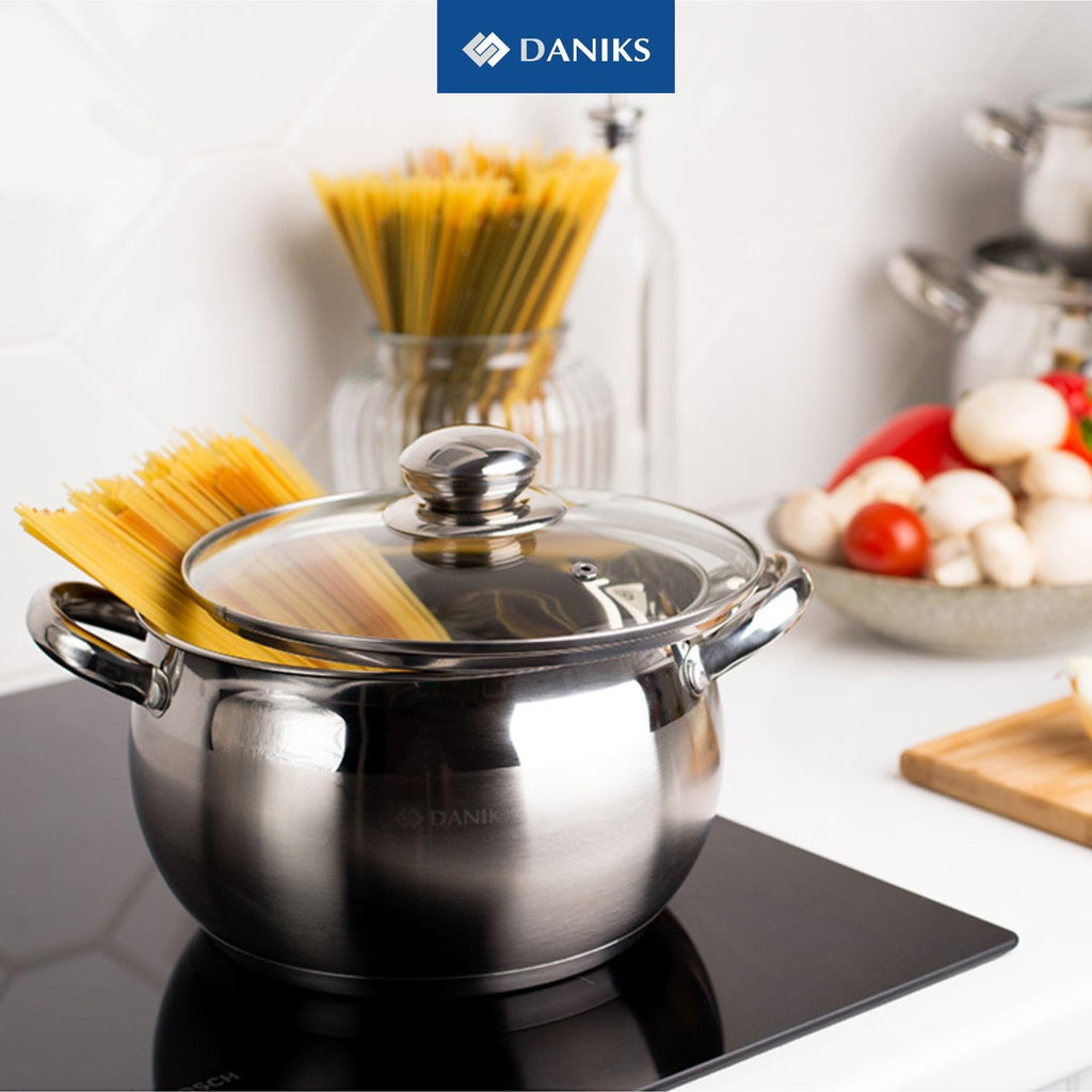 6.5 Quart Stainless Steel Stock Pot with Glass Lid O985504
