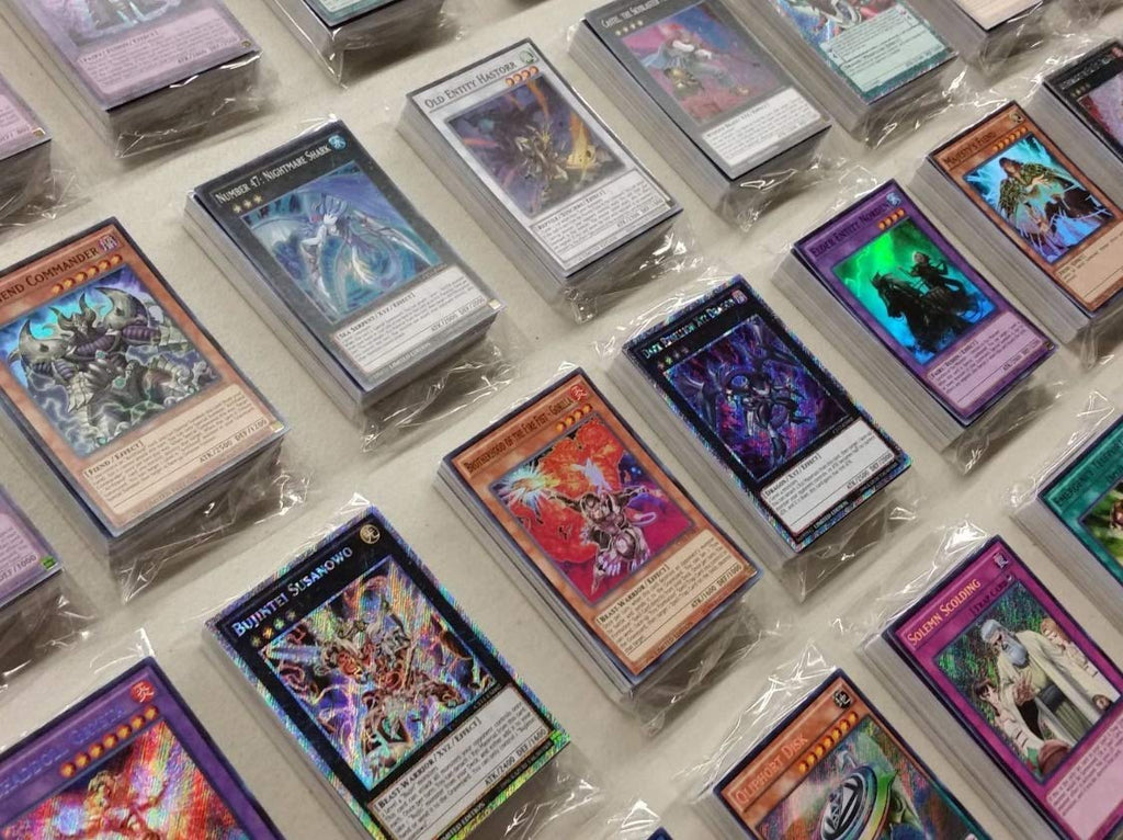 1000 Assorted Yugioh Cards W177