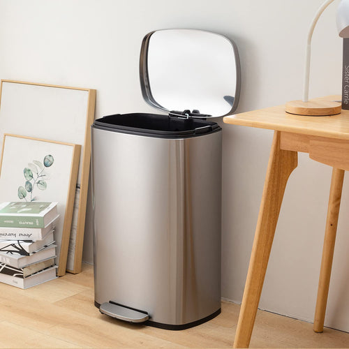 13 Gallon Steel Trash Can with Lid G20326