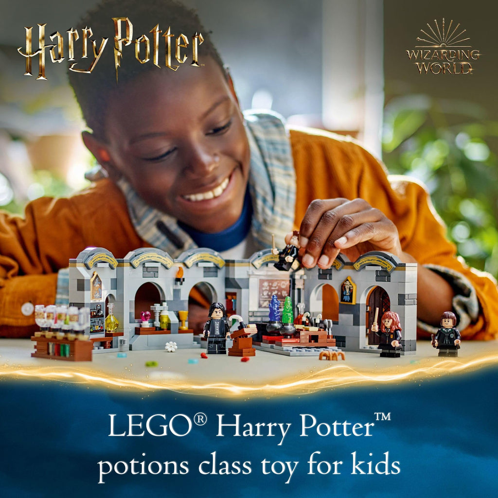 Potions Class Building Set with 4 Minifigures T676874